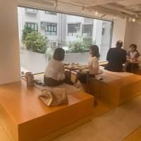 Café bouquins multi-culti HKA